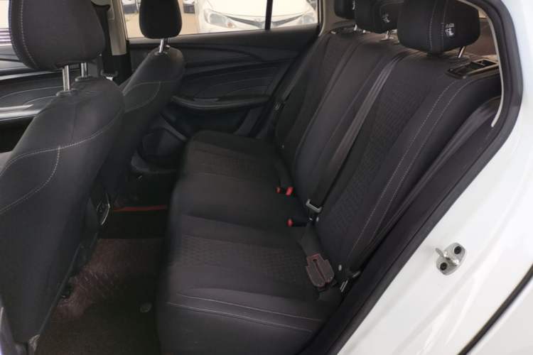 Used Roewe i5 2020 1.5L Automatic 4G Connected Linghao Edition Left Rear Seat