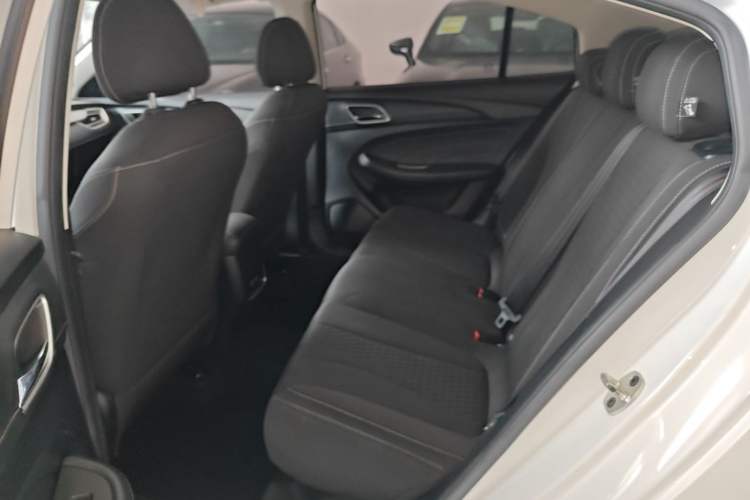 Used Roewe i5 2020 1.5L Automatic 4G Connected Linghao Edition Left Rear Seat