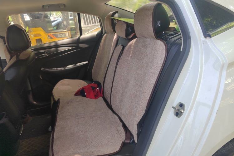 Used Roewe i5 2020 1.5L Manual 4G Connect Leehao Flagship Edition Left Rear Seat