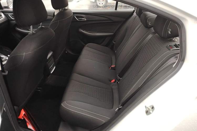 Used Roewe i5 2020 1.5L Manual 4G Connect Luxury Edition Left Rear Seat