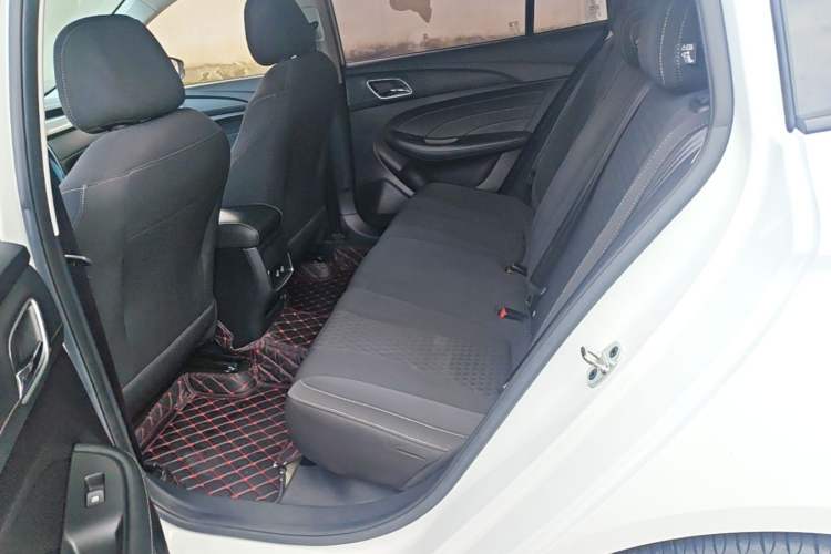 Used Roewe i5 2020 1.5L Automatic 4G Connected Linghao Edition Left Rear Seat