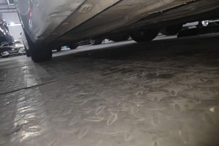 Used Roewe i5 2020 1.5L Automatic 4G Connected Linghao Edition Left Side Sill