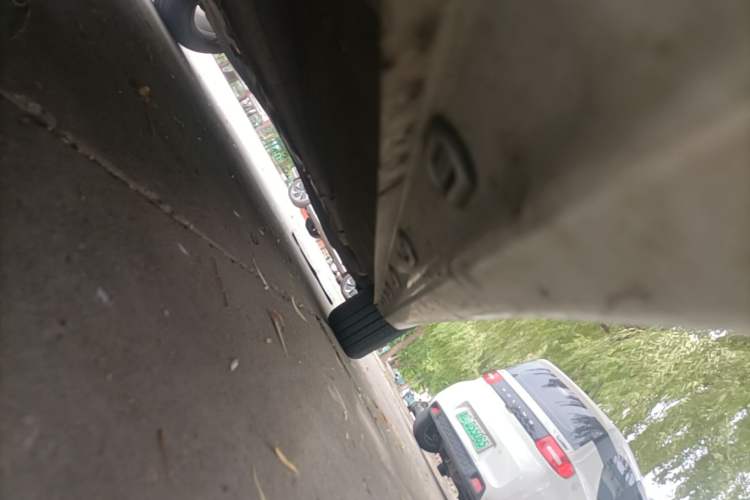 Used Roewe i5 2020 1.5L Automatic 4G Connected Linghao Edition Left Side Sill