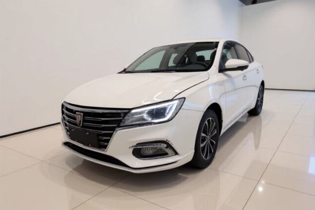 Ojetý Roewe i5 2020 1.5L Automatic 4G Connect Luxury Flagship Edition