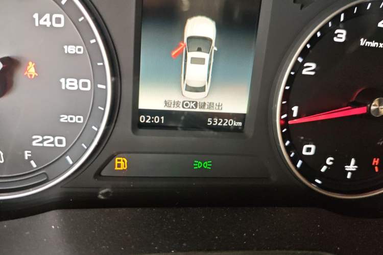 Used Roewe i5 2020 1.5L Manual 4G Connect Luxury Edition Odometer Close Up