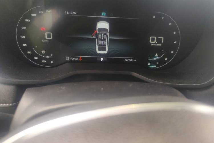 Used Roewe i5 2020 1.5L Automatic 4G Connect Luxury Flagship Edition Odometer Close Up