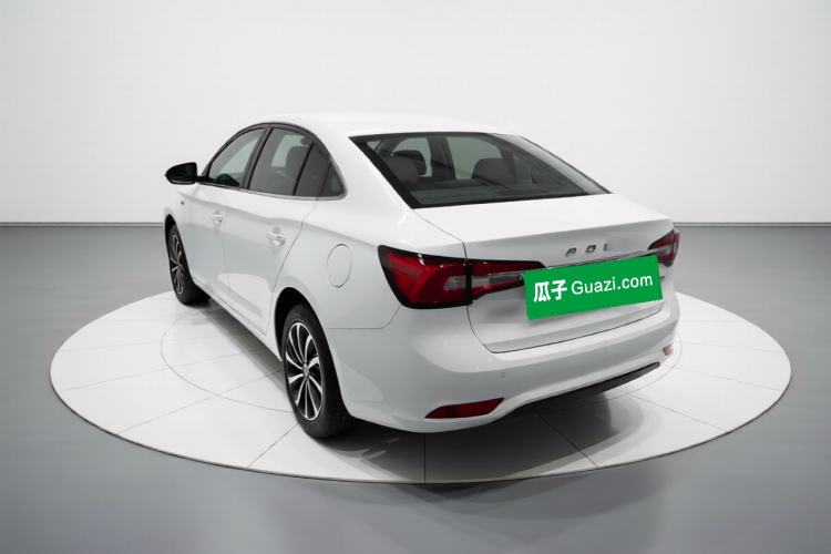 Used Roewe i5 2020 1.5L Automatic 4G Connect Luxury Flagship Edition Rear Left 45 Deg