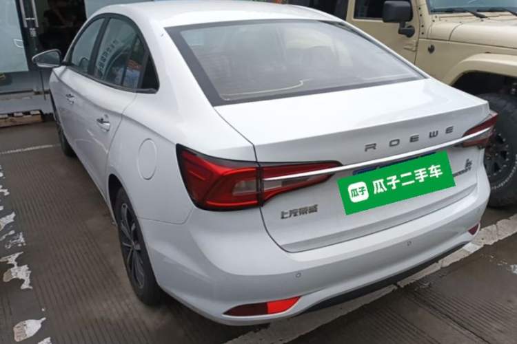 Used Roewe i5 2020 1.5L Automatic 4G Connect Luxury Flagship Edition Rear Left 45 Deg