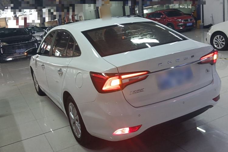 Used Roewe i5 2020 1.5L Manual 4G Connect Luxury Edition Rear Left 45 Deg