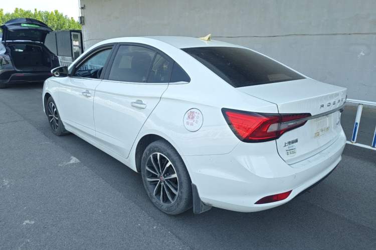 Used Roewe i5 2020 1.5L Manual 4G Connect Leehao Flagship Edition Rear Left 45 Deg