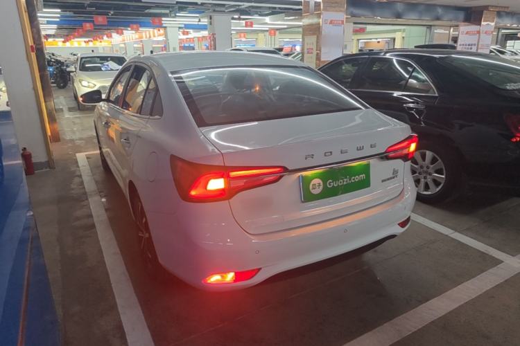 Used Roewe i5 2020 1.5L Manual 4G Connect Leehao Flagship Edition Rear Left 45 Deg