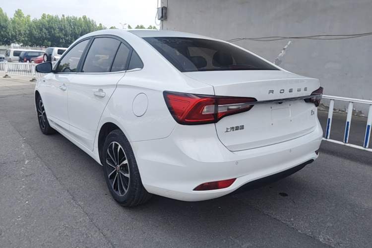 Used Roewe i5 2020 1.5L Manual 4G Connect Leehao Flagship Edition Rear Left 45 Deg