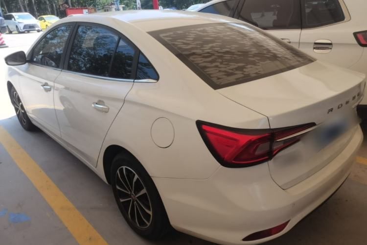 Used Roewe i5 2020 1.5L Manual 4G Connect Leehao Flagship Edition Rear Left 45 Deg