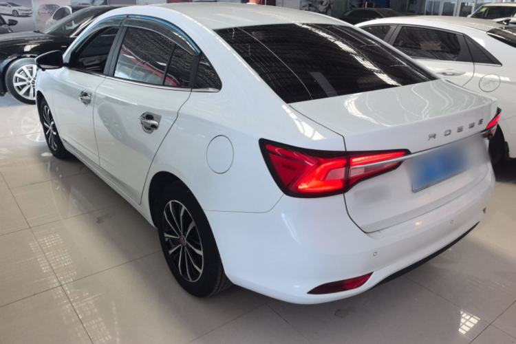 Used Roewe i5 2020 1.5L Manual 4G Connect Leehao Flagship Edition Rear Left 45 Deg