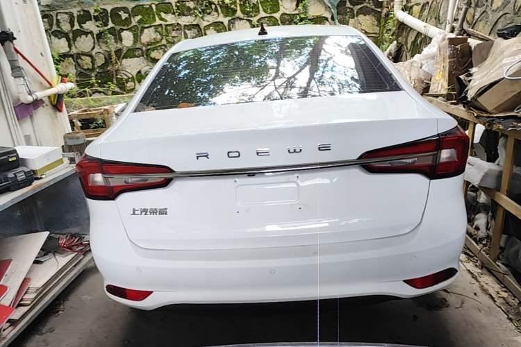 Used Roewe i5 2020 1.5L Manual 4G Connect Luxury Edition Rear