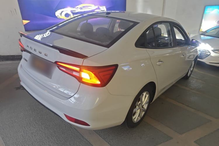 Used Roewe i5 2020 1.5L Manual 4G Connect Luxury Edition Rear Right 45 Deg