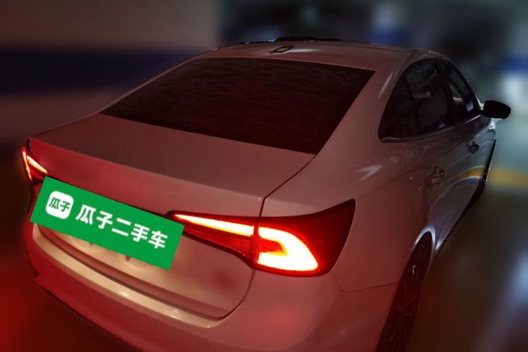 Used Roewe i5 2020 1.5L Automatic 4G Connect Luxury Flagship Edition Rear Right 45 Deg