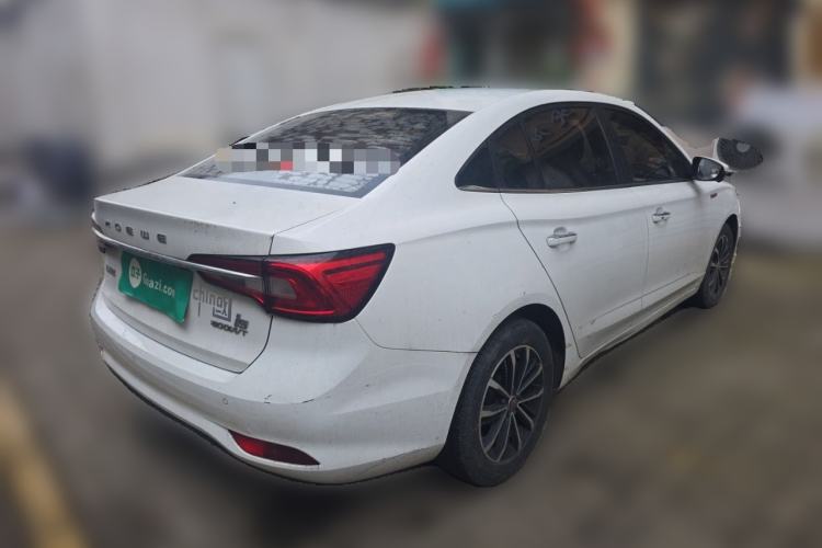 Used Roewe i5 2020 1.5L Automatic 4G Connect Luxury Flagship Edition Rear Right 45 Deg