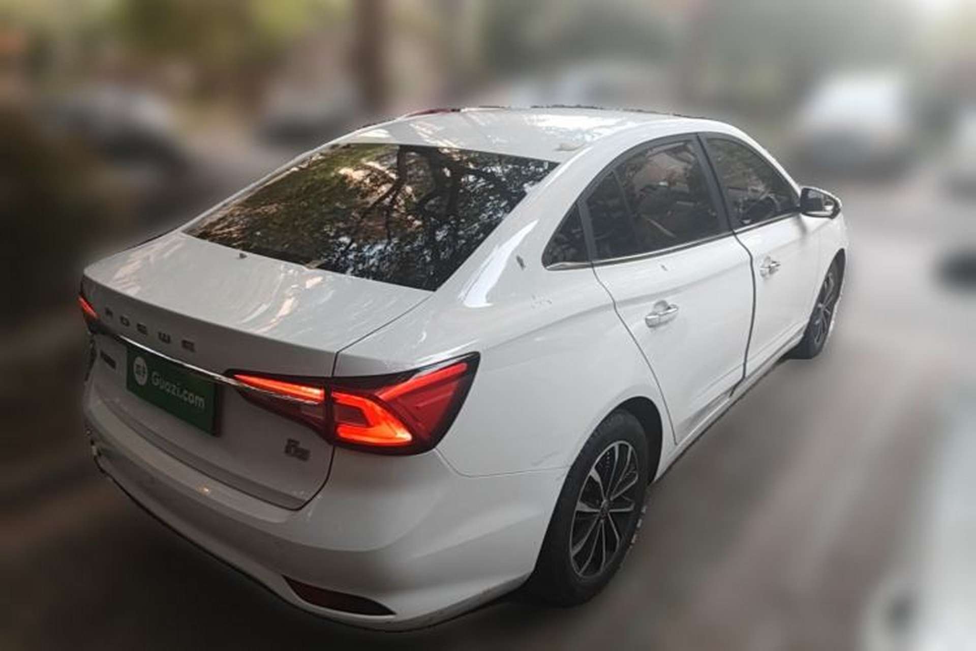 Used Roewe i5 2020 1.5L Automatic 4G Connect Luxury Flagship Edition Rear Right 45 Deg