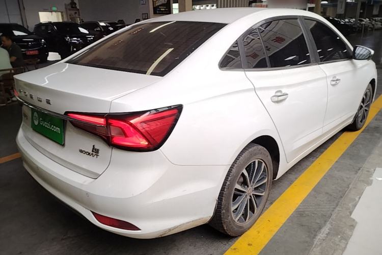 Used Roewe i5 2020 1.5L Automatic 4G Connect Luxury Flagship Edition Rear Right 45 Deg