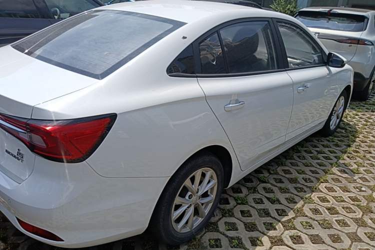 Used Roewe i5 2020 1.5L Manual 4G Connect Luxury Edition Rear Right 45 Deg