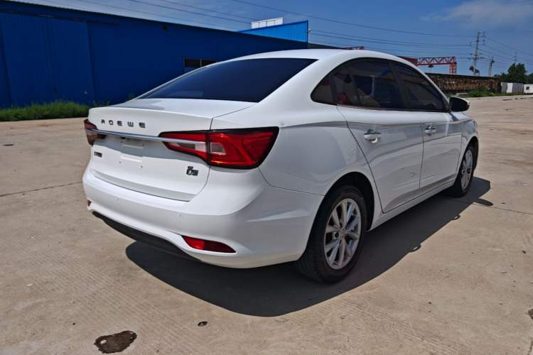 Used Roewe i5 2020 1.5L Manual 4G Connect Luxury Edition Rear Right 45 Deg