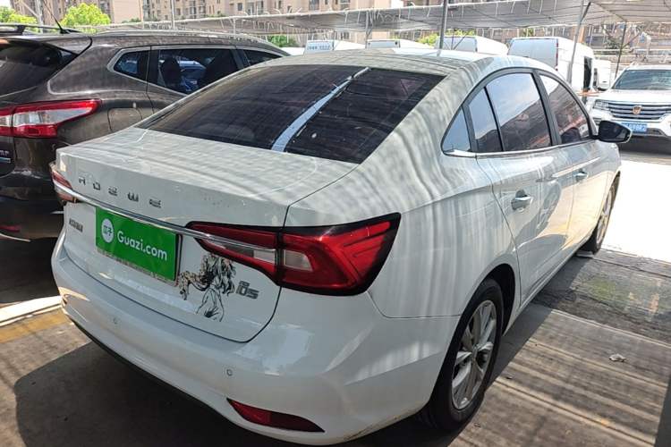 Used Roewe i5 2020 1.5L Automatic 4G Connected Linghao Edition Rear Right 45 Deg