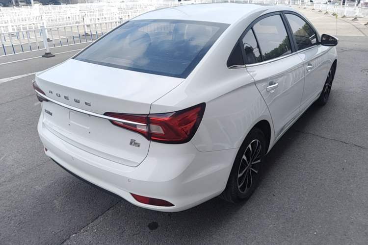 Used Roewe i5 2020 1.5L Manual 4G Connect Leehao Flagship Edition Rear Right 45 Deg