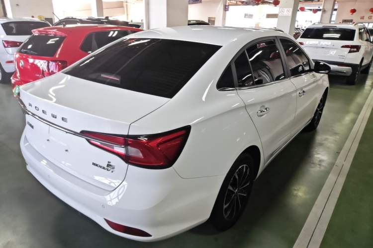 Used Roewe i5 2020 1.5L Automatic 4G Connect Luxury Flagship Edition Rear Right 45 Deg