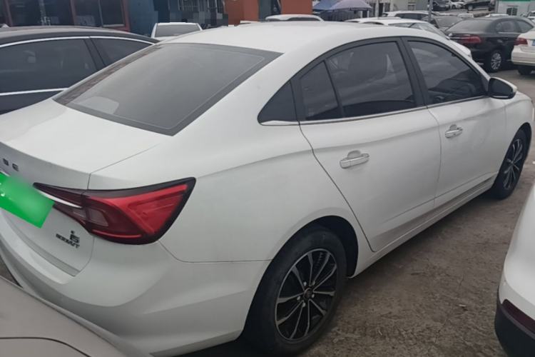 Used Roewe i5 2020 1.5L Manual 4G Connect Leehao Flagship Edition Rear Right 45 Deg