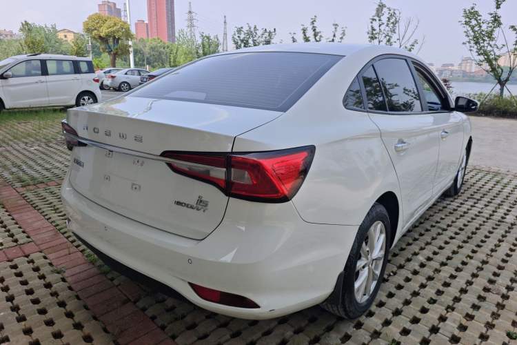 Used Roewe i5 2020 1.5L Manual 4G Connect Luxury Edition Rear Right 45 Deg