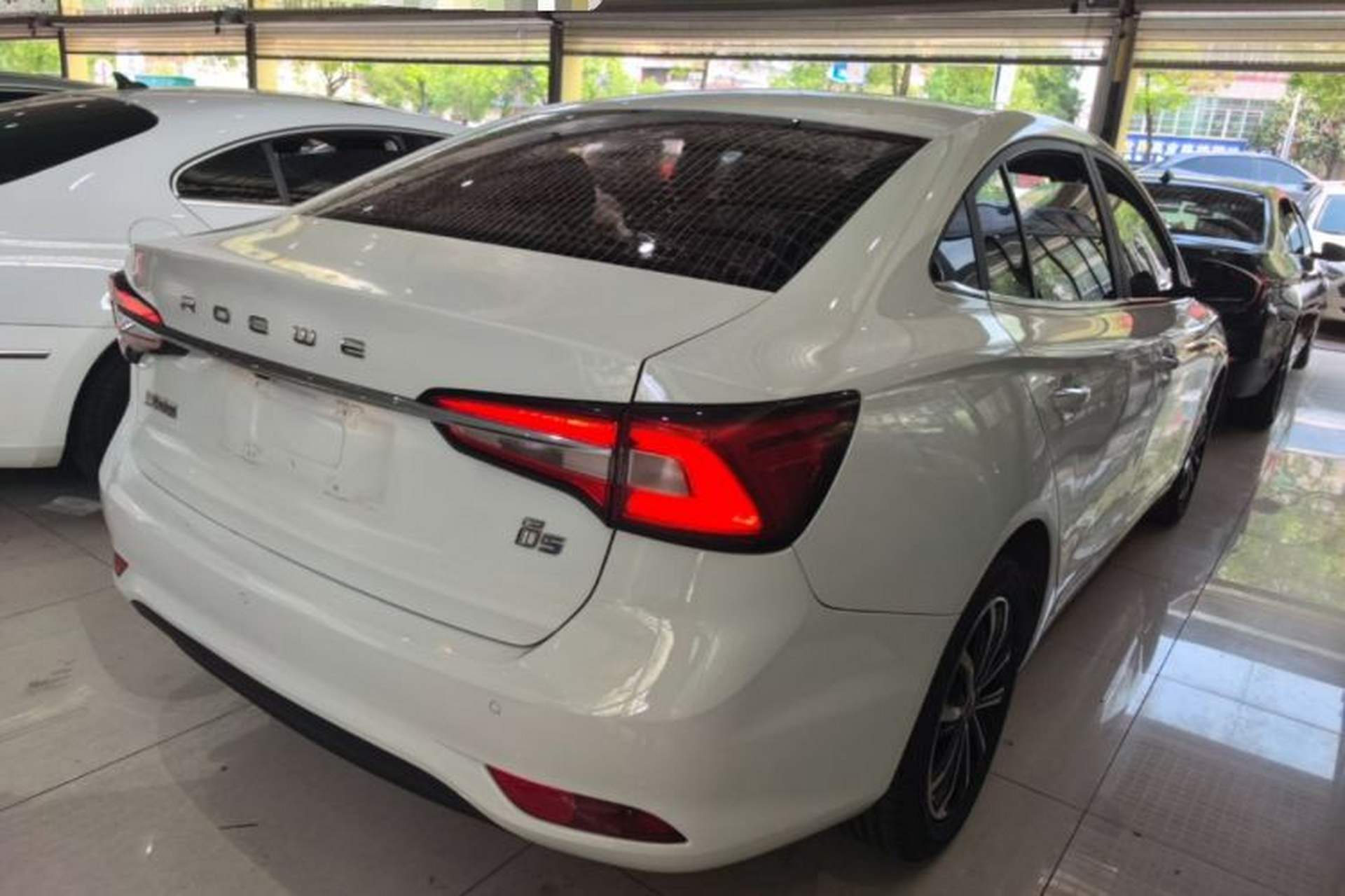 Used Roewe i5 2020 1.5L Automatic 4G Connect Luxury Flagship Edition Rear Right 45 Deg