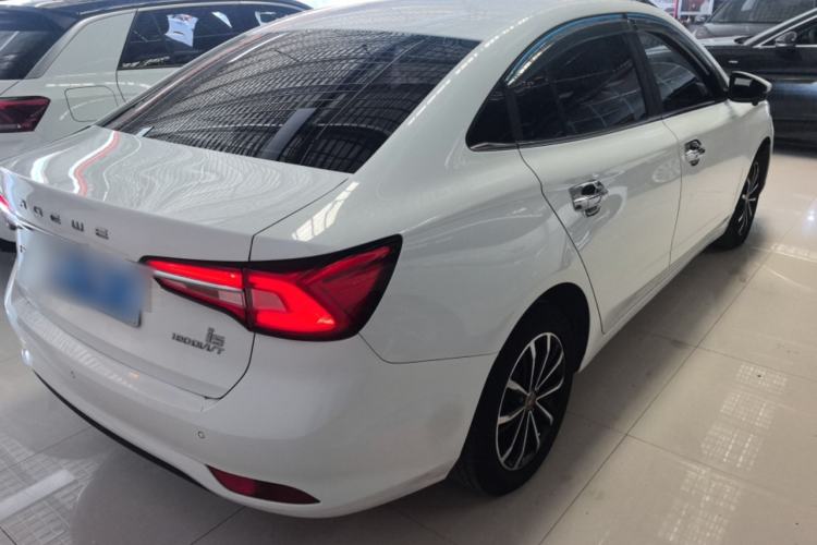 Used Roewe i5 2020 1.5L Manual 4G Connect Leehao Flagship Edition Rear Right 45 Deg