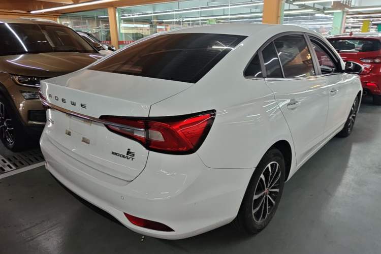 Used Roewe i5 2020 1.5L Automatic 4G Connect Luxury Flagship Edition Rear Right 45 Deg