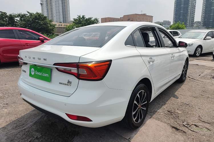 Used Roewe i5 2020 1.5L Automatic 4G Connect Luxury Flagship Edition Rear Right 45 Deg