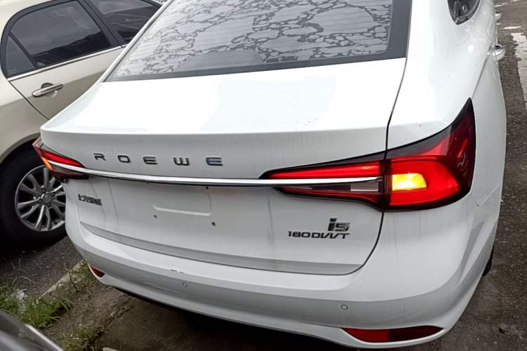 Used Roewe i5 2020 1.5L Automatic 4G Connect Luxury Flagship Edition Rear