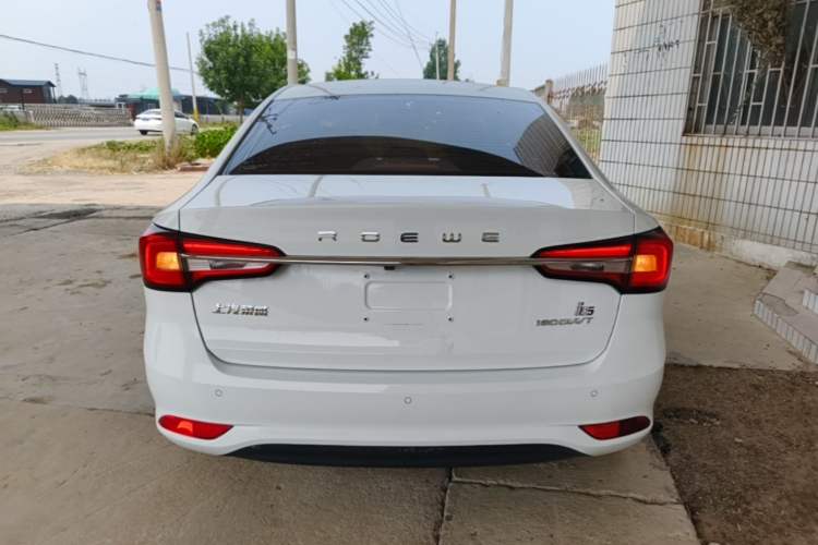 Used Roewe i5 2020 1.5L Manual 4G Connect Leehao Flagship Edition Rear