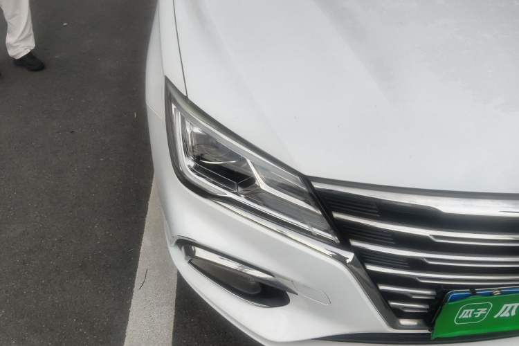 Used Roewe i5 2020 1.5L Automatic 4G Connect Luxury Flagship Edition Right Front Headlight