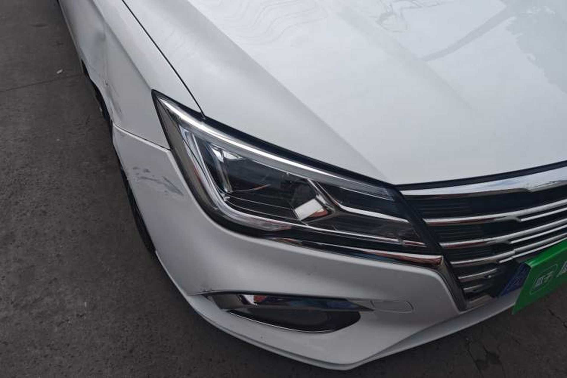 Used Roewe i5 2020 1.5L Automatic 4G Connect Luxury Flagship Edition Right Front Headlight