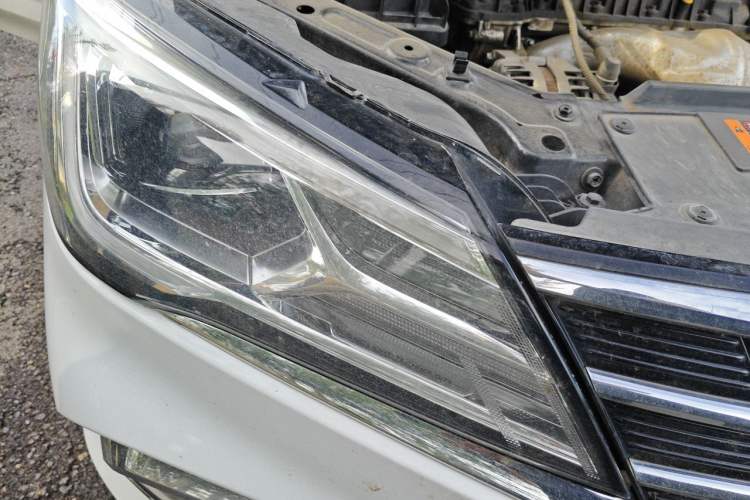 Used Roewe i5 2020 1.5L Automatic 4G Connected Linghao Edition Right Front Headlight