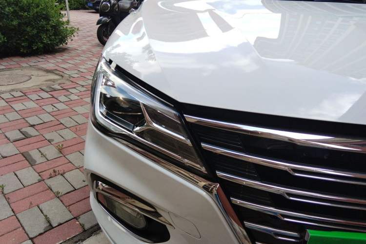 Used Roewe i5 2020 1.5L Manual 4G Connect Leehao Flagship Edition Right Front Headlight