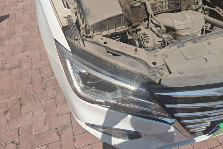 Used Roewe i5 2020 1.5L Automatic 4G Connected Linghao Edition Right Front Headlight