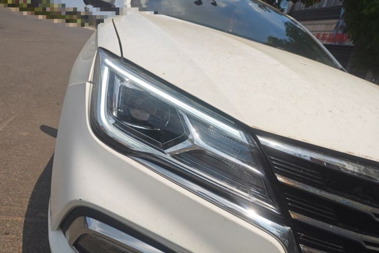 Used Roewe i5 2020 1.5L Automatic 4G Connect Luxury Flagship Edition Right Front Headlight