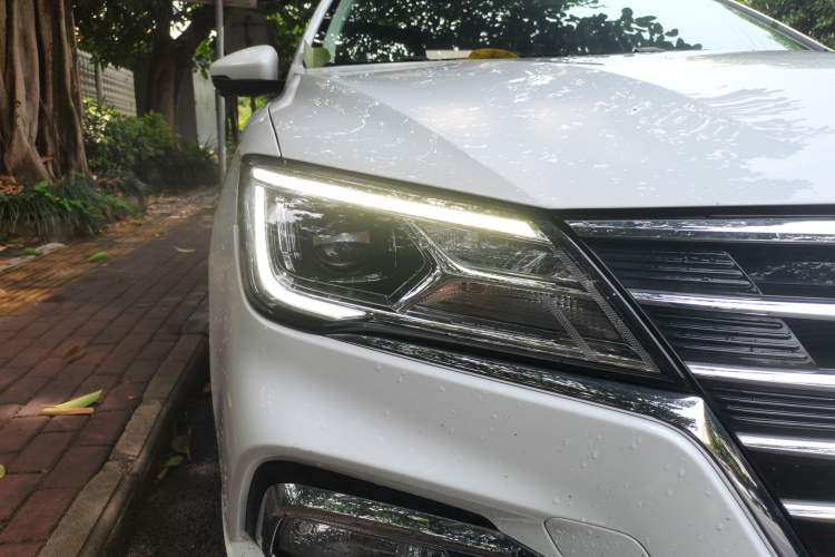 Used Roewe i5 2020 1.5L Automatic 4G Connected Linghao Edition Right Front Headlight