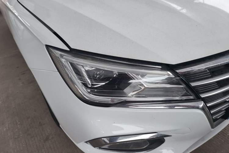 Used Roewe i5 2020 1.5L Automatic 4G Connected Linghao Edition Right Front Headlight