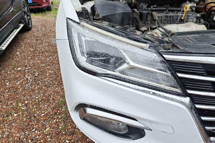 Used Roewe i5 2020 1.5L Automatic 4G Connected Linghao Edition Right Front Headlight