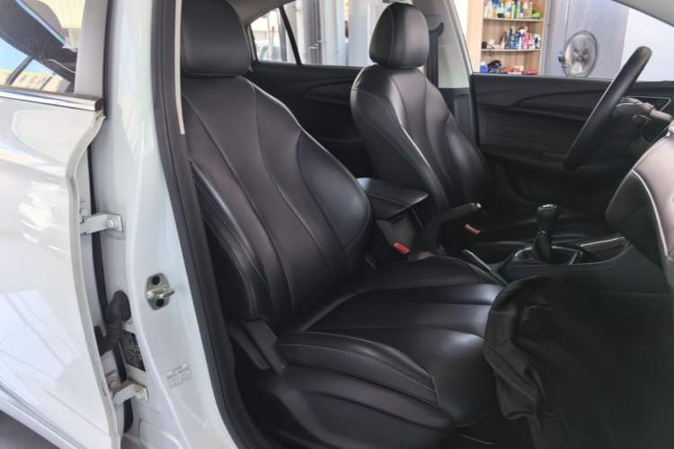 Used Roewe i5 2020 1.5L Manual 4G Connect Leehao Flagship Edition Right Front Seat