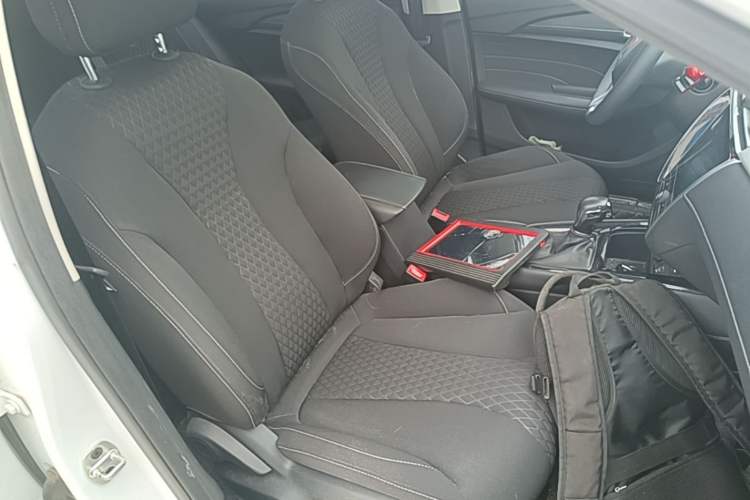 Used Roewe i5 2020 1.5L Automatic 4G Connected Linghao Edition Right Front Seat