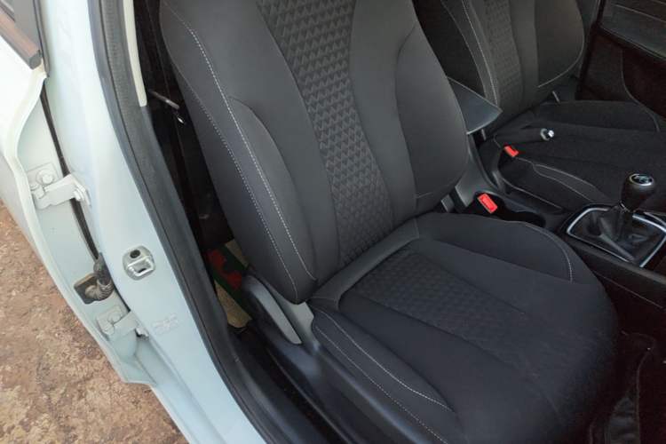 Used Roewe i5 2020 1.5L Manual 4G Connect Luxury Edition Right Front Seat