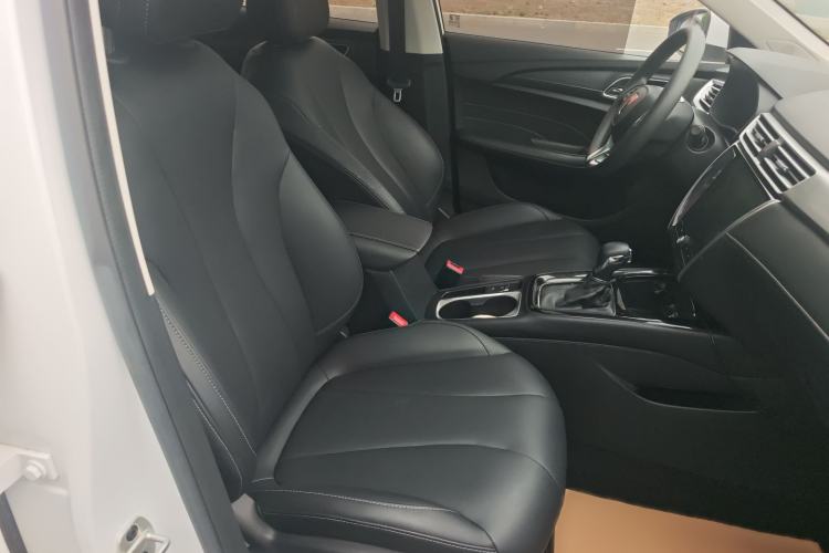 Used Roewe i5 2020 1.5L Automatic 4G Connect Luxury Flagship Edition Right Front Seat